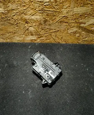 BMW X5 E70 Camera control unit module 9153116