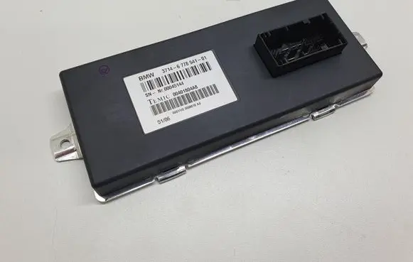BMW 5 E60 E61 Active stabilizer control unit 6778541 37146778541 3714677854101