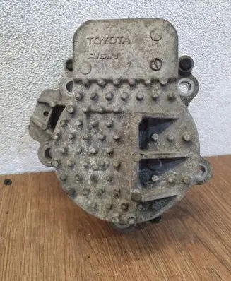 Toyota Prius (XW20) Water pump