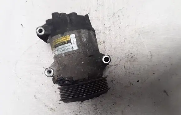Renault Laguna II Air conditioning (A/C) compressor (pump) 8200309193 01140018