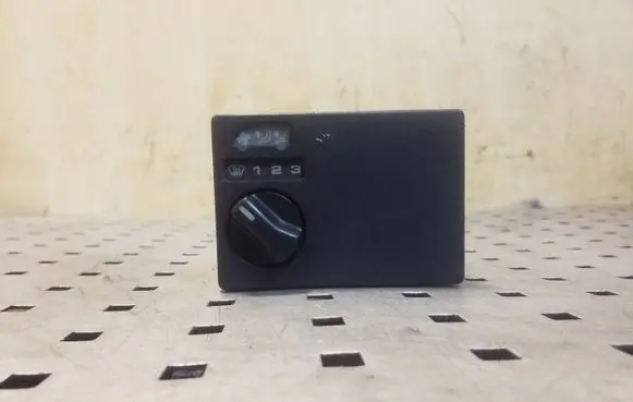 Volkswagen Transporter - Caravelle T4 Climate control unit 701959531