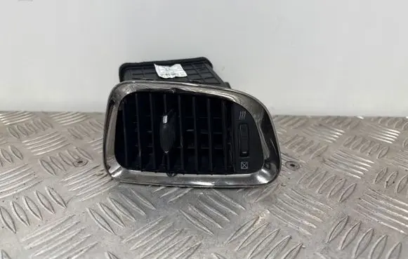 Dodge Durango III Dash center air vent grill X90016800ZC