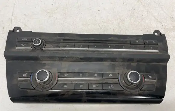 BMW 5 F10 F11 Climate control unit 9389025