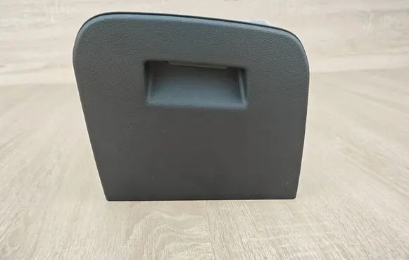 BMW 4 G22 G23 G24 G26 Glove box 6805524