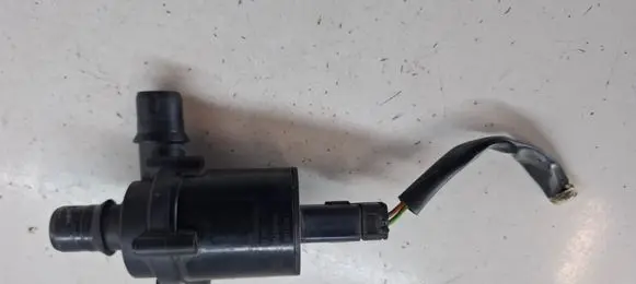 Peugeot 3008 I Electric auxiliary coolant/water pump 9674357480
