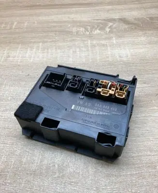 Volkswagen PASSAT B7 Comfort/convenience module 3AA959433
