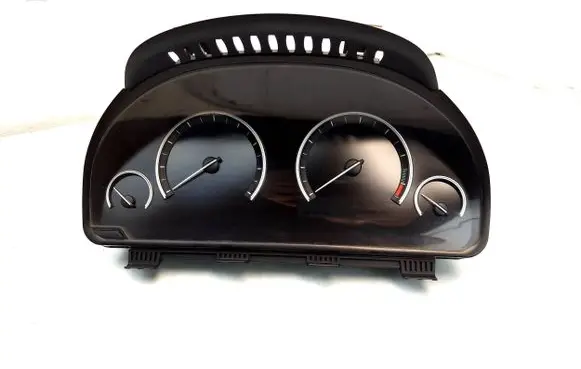 Speedometer (instrument cluster)
