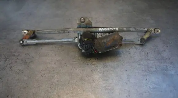 Audi A4 S4 B5 8D Front wiper linkage and motor 8D1955023A