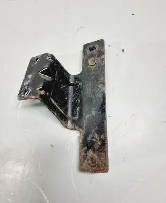 Nissan Qashqai Engine mounting bracket 110734EA0C