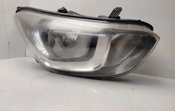 Hyundai i20 (PB PBT) Headlight/headlamp 15D18