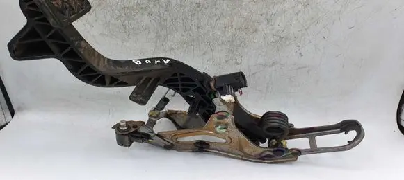 Clutch pedal