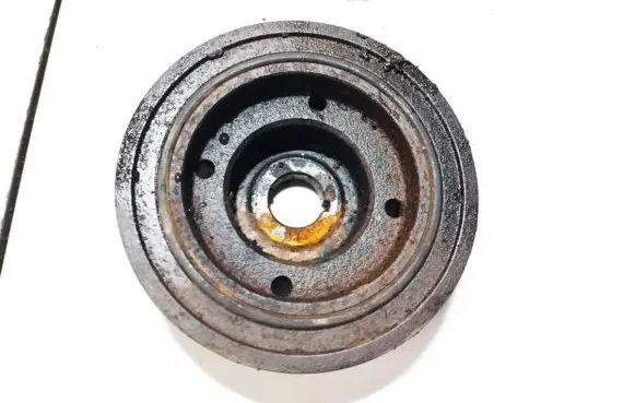 Subaru Impreza I Crankshaft pulley