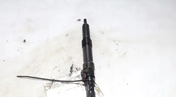 Ford Mondeo Mk III Fuel injector