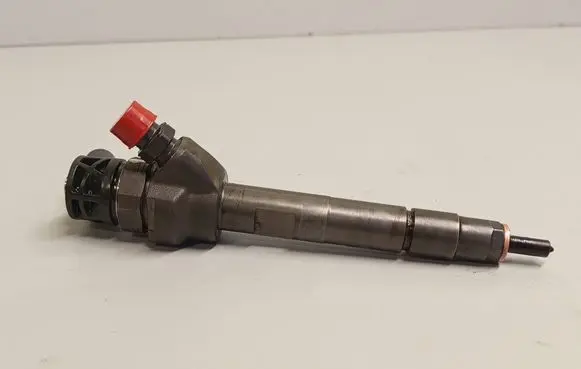 BMW 3 E90 E91 Fuel injector 781070202 0445110478