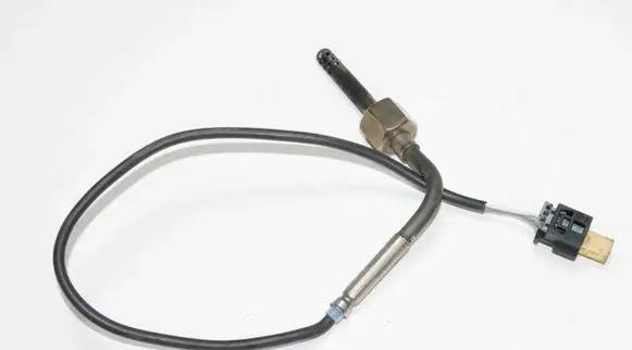 Mercedes-Benz Sprinter W906 Oil temperature sensor A0071537528