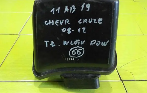 Chevrolet Cruze Air filter box 11AB19 13306963
