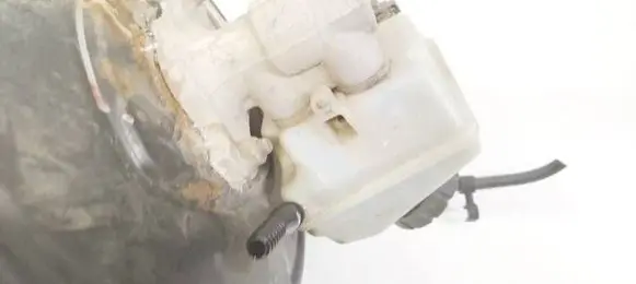 Master brake cylinder