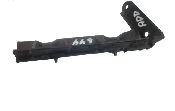 Audi A8 S8 D3 4E Front bumper mounting bracket 4E0807264A