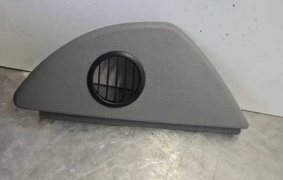 Dashboard side end trim