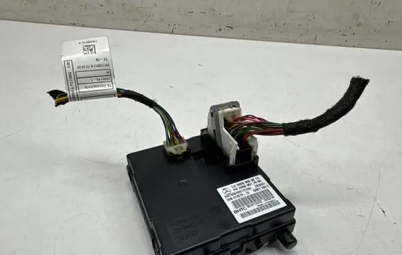 Mercedes-Benz E W213 Air conditioning/heating control unit A0009008814