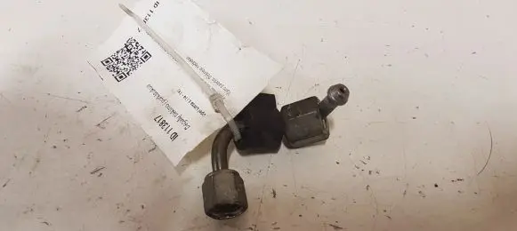 Opel Corsa E Fuel injector supply line/pipe 