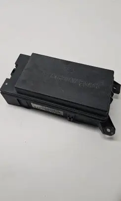 KIA Sorento Fuse module