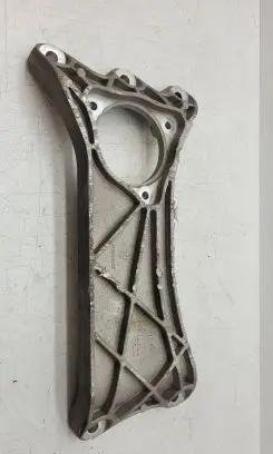 Maserati Ghibli Gearbox mounting bracket 670003632