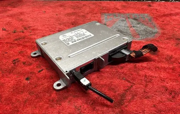 Mercedes-Benz ML W164 Bluetooth control unit module A2118703226 H03MM01GW 001784649E