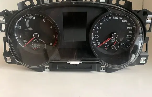 Volkswagen Golf VII Speedometer (instrument cluster) 5G1920742B 5G1260204