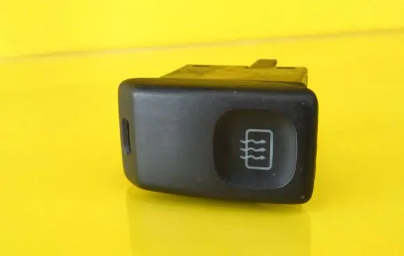 Volkswagen Golf IV Windscreen/window heater switch 191959621B