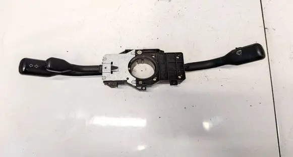 Audi A4 S4 B5 8D Wiper turn signal indicator stalk/switch 4D0953513D
