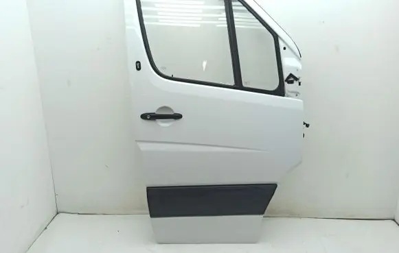 Mercedes-Benz Sprinter W906 Front door