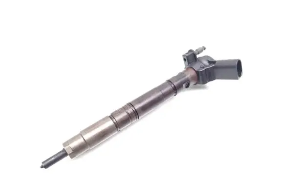 Volkswagen Tiguan Fuel injector 03L130277 0445116030