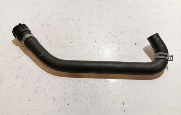 Audi Q7 4M Engine coolant pipe/hose 0E15110081 401166483