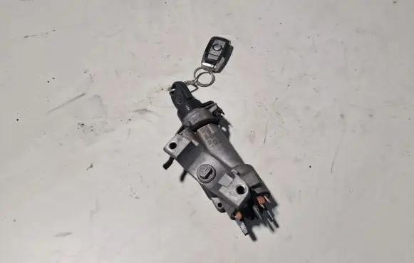 Volkswagen Transporter - Caravelle T5 Ignition lock 4B0905651