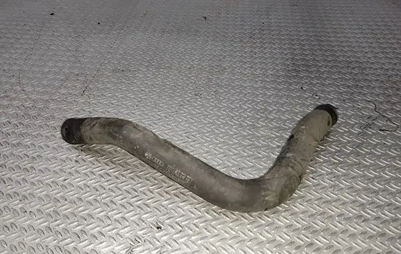 Volkswagen Golf V Engine coolant pipe/hose 1K0121096C