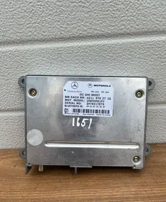 Mercedes-Benz E W211 Bluetooth control unit module A2118702726 UH03MM01PV DM70317879