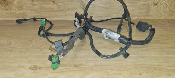 Volvo V50 Parking sensor (PDC) wiring loom 8678029