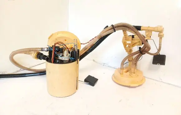 BMW 3 E90 E91 In-tank fuel pump A2C53025282 6763886