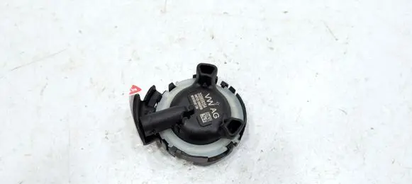 Volkswagen PASSAT B8 Airbag deployment crash/impact sensor 3Q0959354