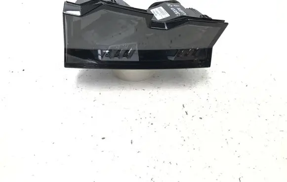 Peugeot 3008 III Tailgate rear/tail lights 9842149880 82600201