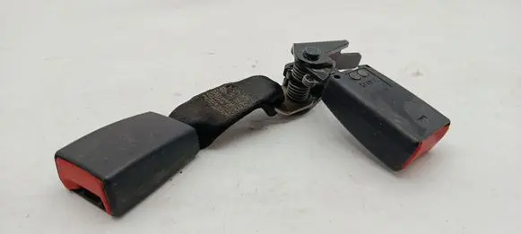 BMW X5 E53 Rear seatbelt buckle 330026188