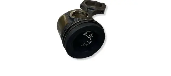 KIA Sportage Piston with connecting rod K88