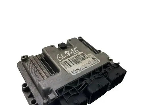 Ford Focus Engine control unit/module ECU 0281032086 ET7112A650UB