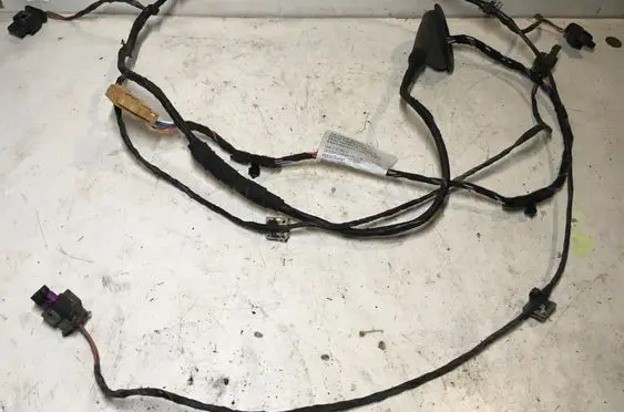 Skoda Octavia Mk3 (5E) Parking sensor (PDC) wiring loom 5E0971104B 4F0973703