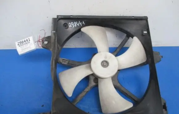 Nissan Almera Electric radiator cooling fan
