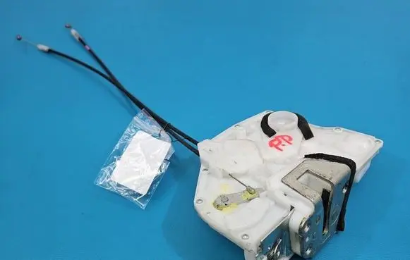 Suzuki Swift II Front door lock 8220168LA IMPRK1563376