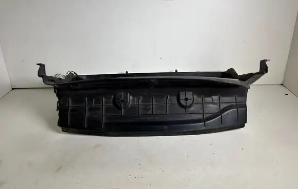 Land Rover Discovery 4 - LR4 Intercooler air guide/duct channel AH22019A01AD
