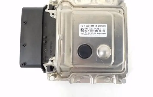 Mercedes-Benz E W212 Adblue control unit A0009009109