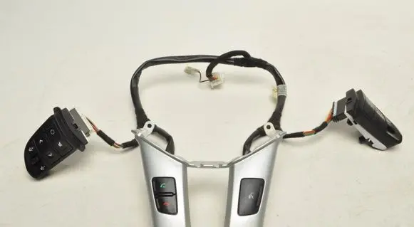 KIA Sportage Steering wheel buttons/switches 967003W350EQ